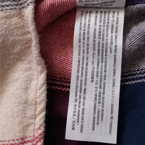 HOLLISTER MEN'S RED BLUE PLAID  FLANNEL LONG SLEEVE BUTTON-UP SHIRT. SIZE S. - Picture 14 of 15